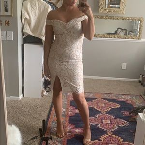 Lulus white and nude lace dress- M- tags on